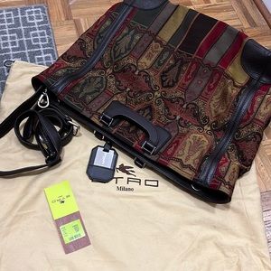 Authentic Etro vintage leather bag. LARGE